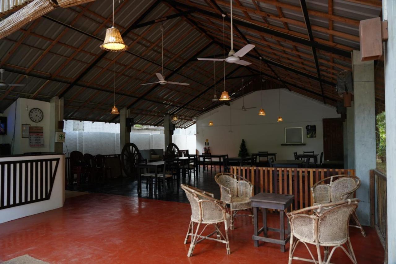 So-J Beach Villa Trincomalee Extérieur photo