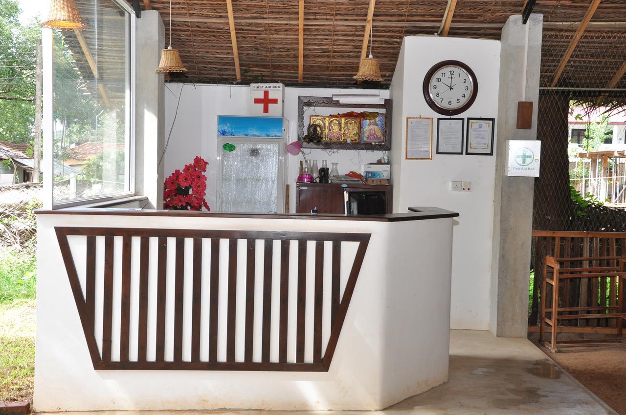 So-J Beach Villa Trincomalee Extérieur photo
